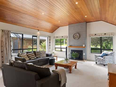 596 Riverside Road, Matokitoki