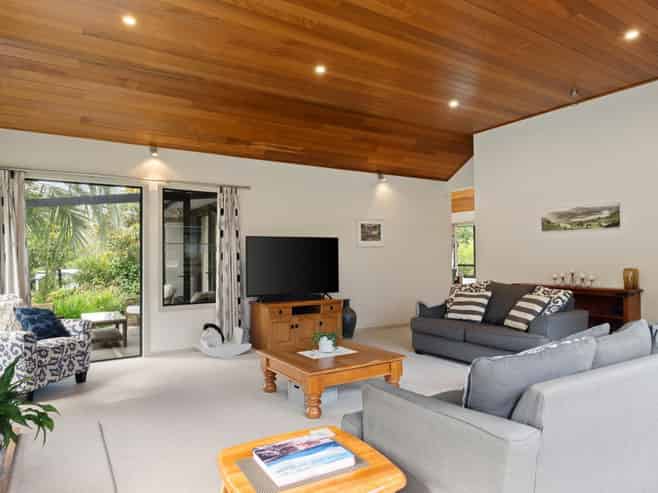 596 Riverside Road, Matokitoki