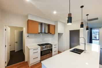 16 Tara Crescent, Ravenswood