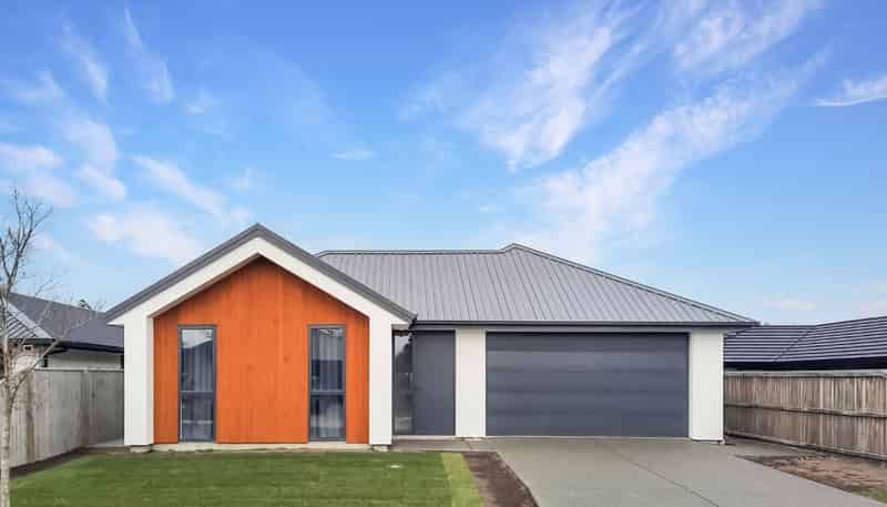 16 Tara Crescent, Ravenswood