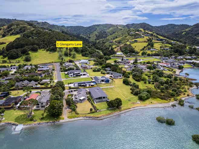 1 Glengarry Lane, Tamaterau
