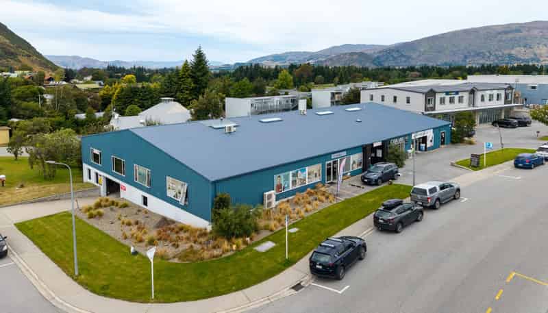 33 Reece Crescent, Wanaka