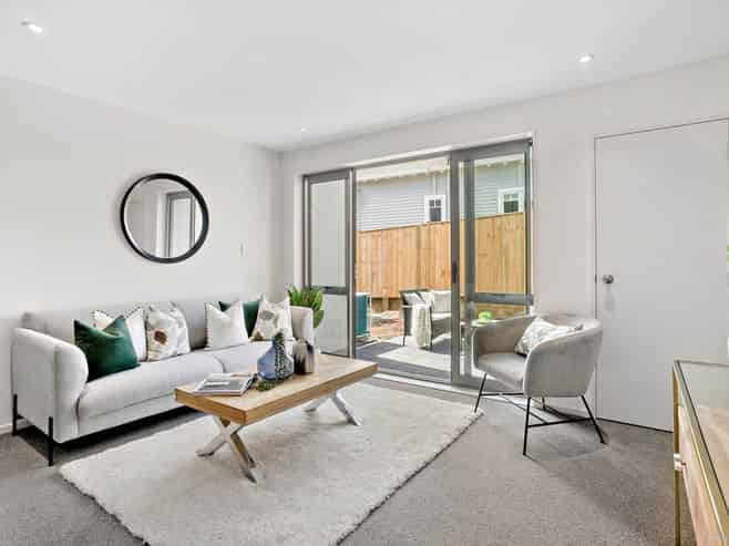 3/2B Walsall Street, Avondale