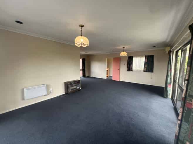 42 McMeekan Ave, Chartwell