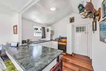 76 Anderson Avenue, Springston