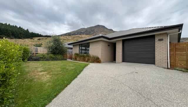 48 Myles Way, Lower Shotover