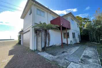 2/227 Sunset Road, Sunnynook