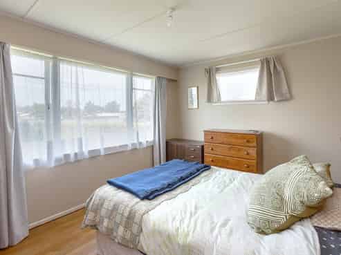 24 Daniell Street, Featherston