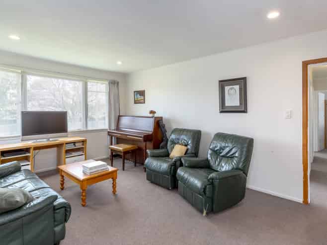 24 Daniell Street, Featherston