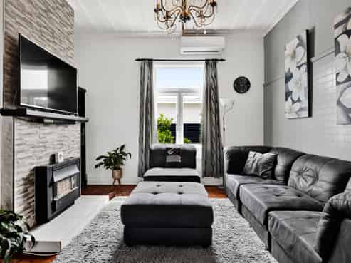 10 Hunter Street, Hawera