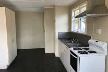 577 Queen Street, Levin