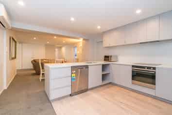 Room 4/5a Clark Street, Dunedin Central