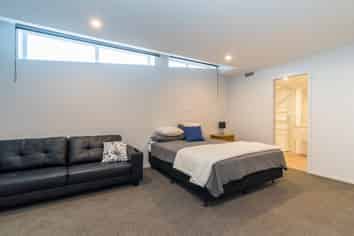 Room 4/5a Clark Street, Dunedin Central