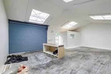 PRIME INDUSTRIAL UNIT 
