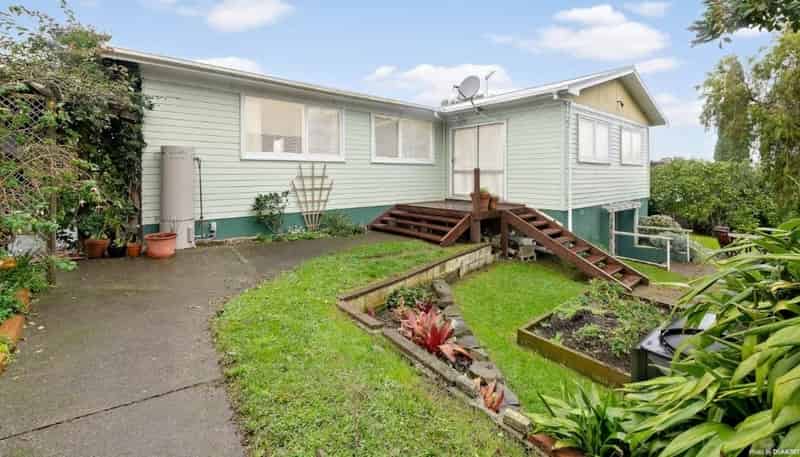 27 Roseanne Road, Manurewa
