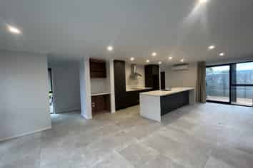 b/126 Roy Street, Palmerston North Central