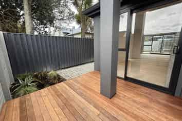 b/126 Roy Street, Palmerston North Central