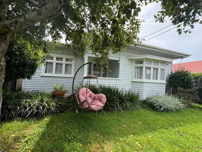 5 Moata Road, One Tree Hill