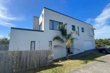 1 Ockhams Street, Karaka