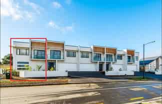 1 Ockhams Street, Karaka