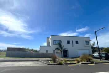 1 Ockhams Street, Karaka