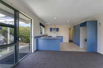 27 Kingsford Drive, Stoke