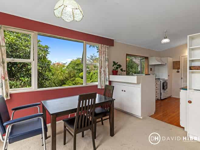 35 Martin Crescent, Northcote