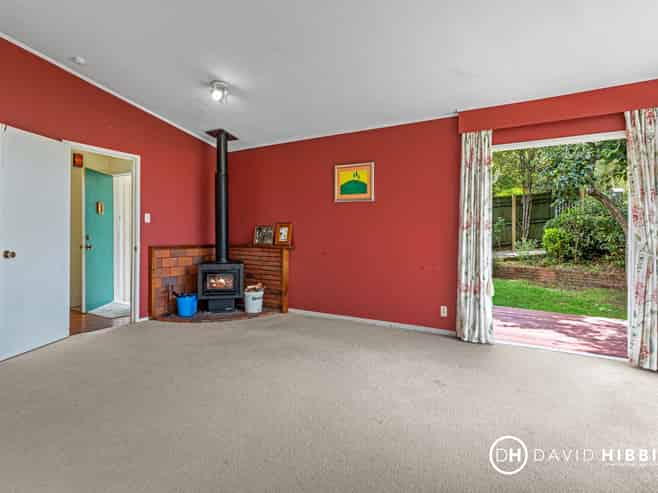 35 Martin Crescent, Northcote
