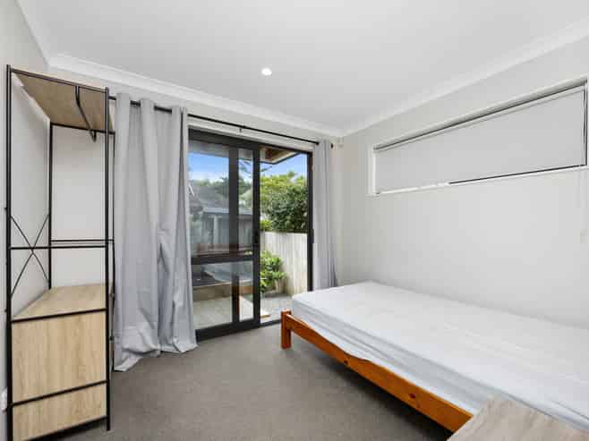 3182E Great North Road, New Lynn