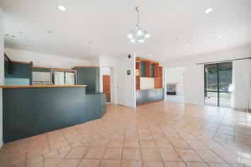 168 Gillies Avenue, Epsom