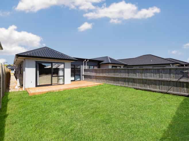 1/13 Tiro Place, Rototuna North