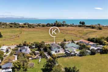 682 Abel Tasman Drive, Takaka