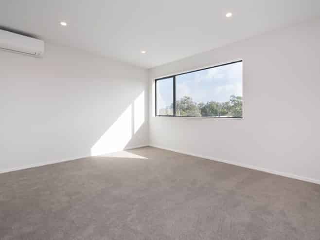 4/15 Thornton Road, Milford