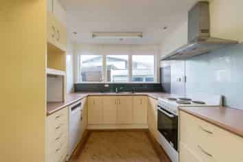 8 Manuka Street, Pukete