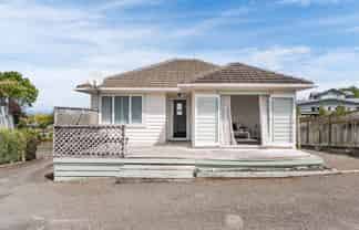 100A West Street, Feilding