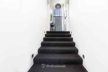 111 Kirton Drive, Riverstone Terraces