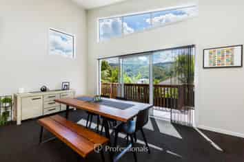 111 Kirton Drive, Riverstone Terraces