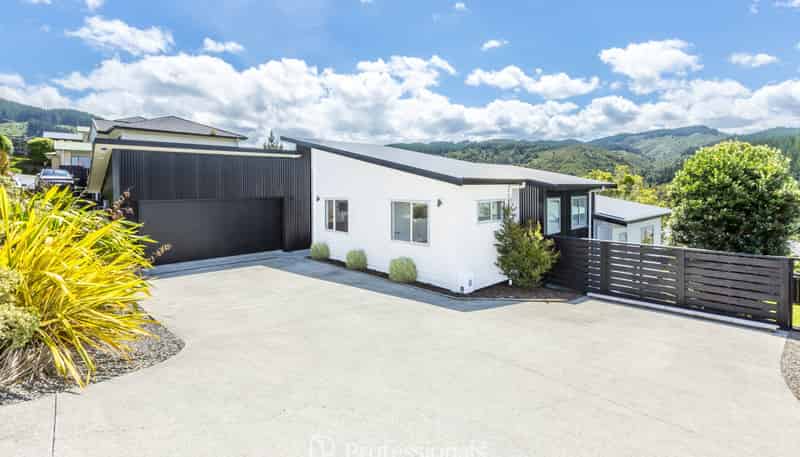 111 Kirton Drive, Riverstone Terraces