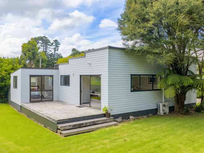 25 Cross Street, Raglan