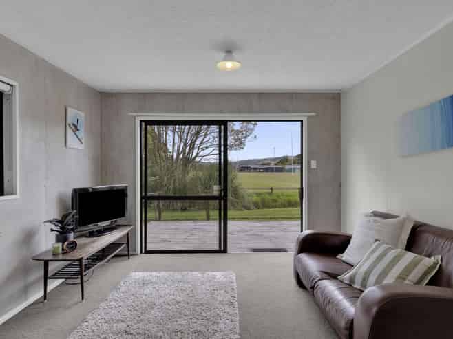 25 Cross Street, Raglan