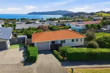 5 Torsby Road, Coopers Beach