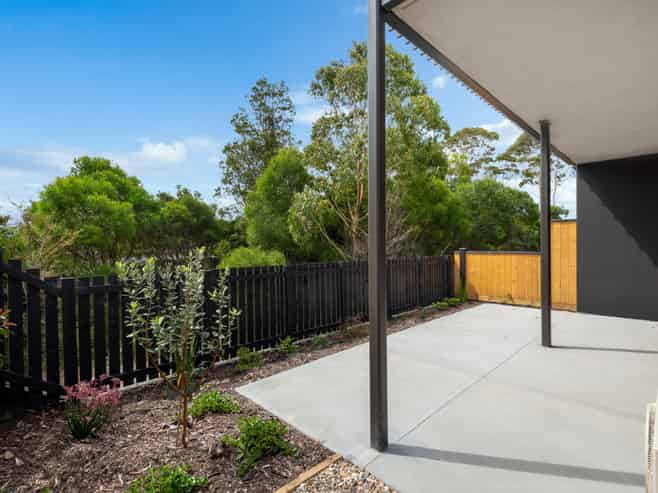 2/3 Parapara Place, Albany