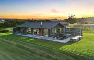 175 Broomfields Road, Whitford