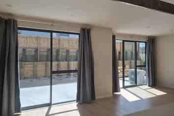 16 Gateway Avenue, Beachlands