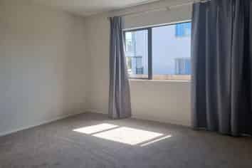 16 Gateway Avenue, Beachlands