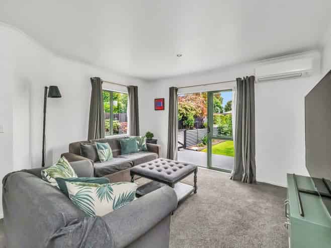 8B Johnston Street, Leeston