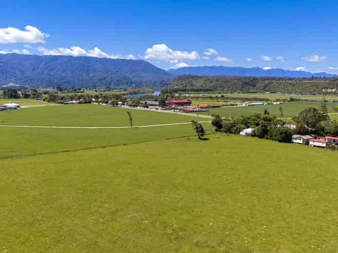 71 Waverley Street, Karamea