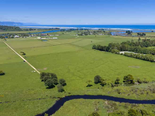 71 Waverley Street, Karamea