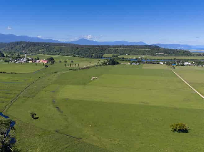 71 Waverley Street, Karamea