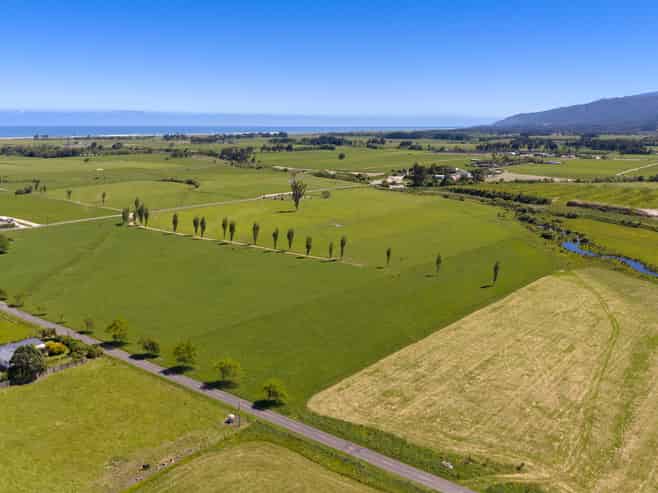 71 Waverley Street, Karamea